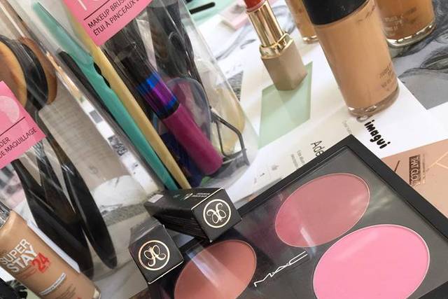Angevi Maquillaje Profesional