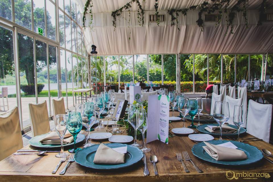 Ambianza Banquetes