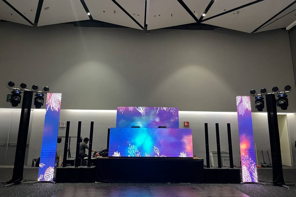 Montaje pantalla led