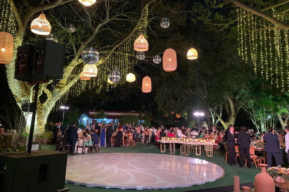 Boda destino servicio dj