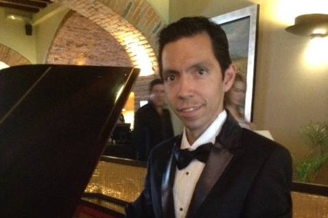 Mario García Pianista