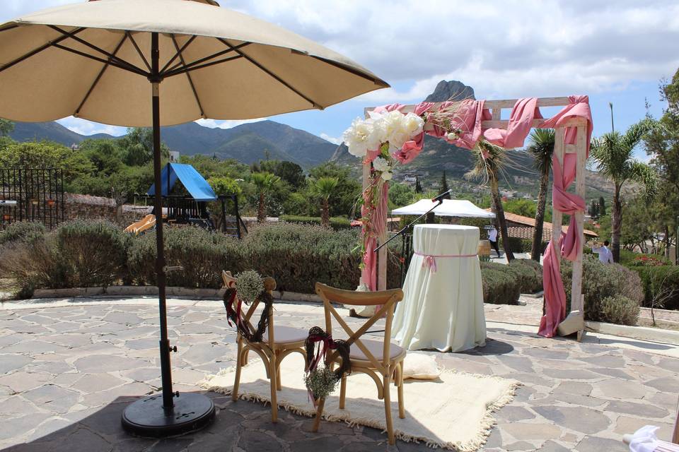 Ceremonia religiosa en terraza