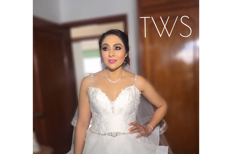 Novias tws