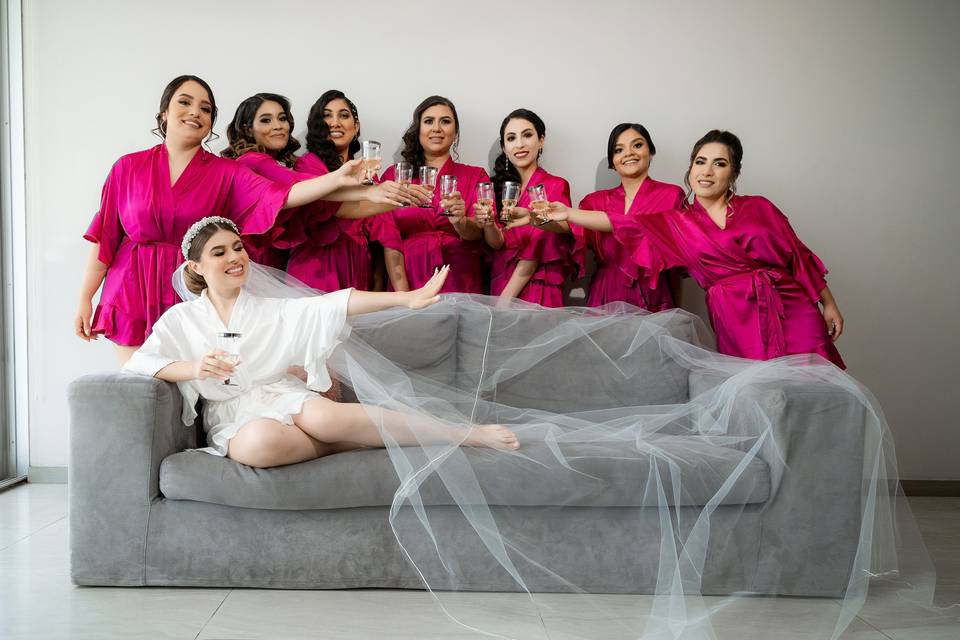 Novia con sus damas de honor