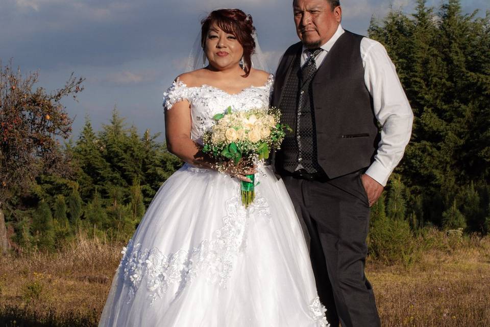 Pareja en el campo