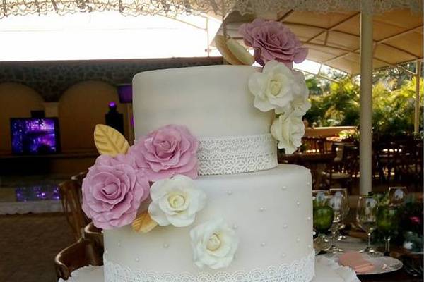 Pastel con rosas