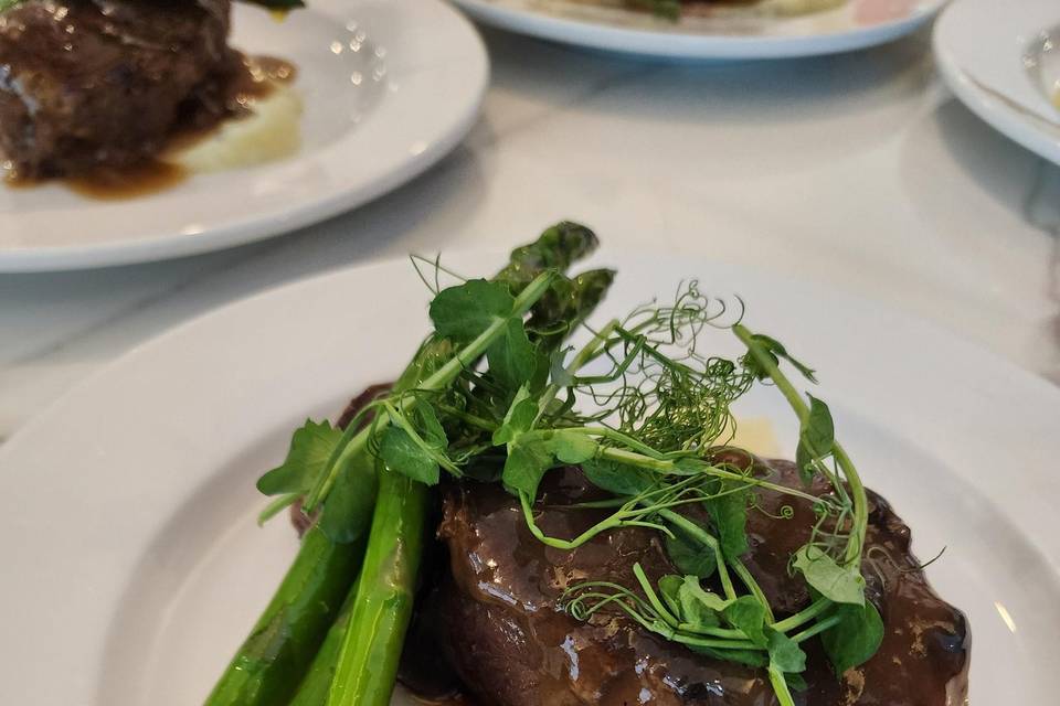 Shortrib en salsa de hongos