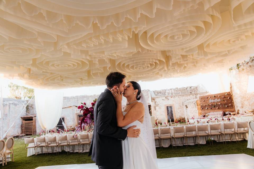 EL AMOR VIVE DURANTE LA BODA