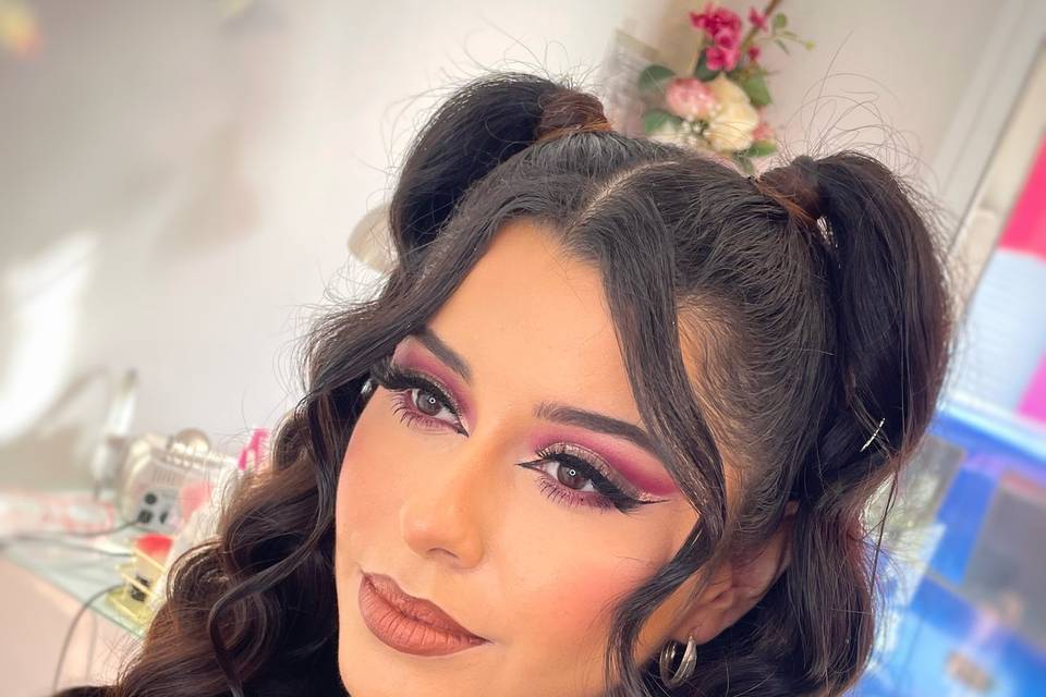 Social makeup and hair