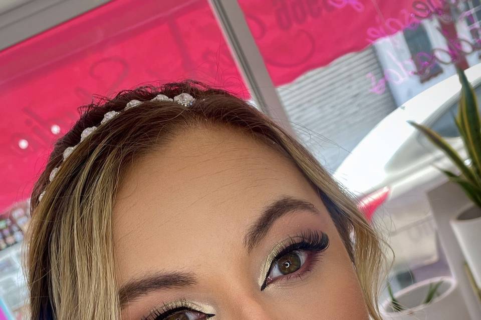 Bride’s makeup