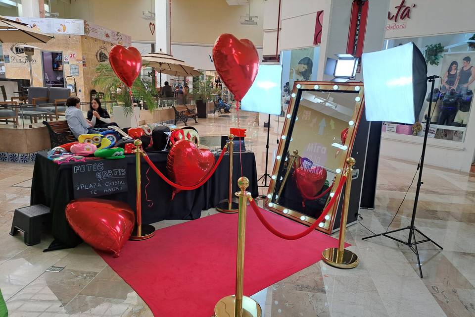 DIA DEL AMOR PLAZA CRYSTAL