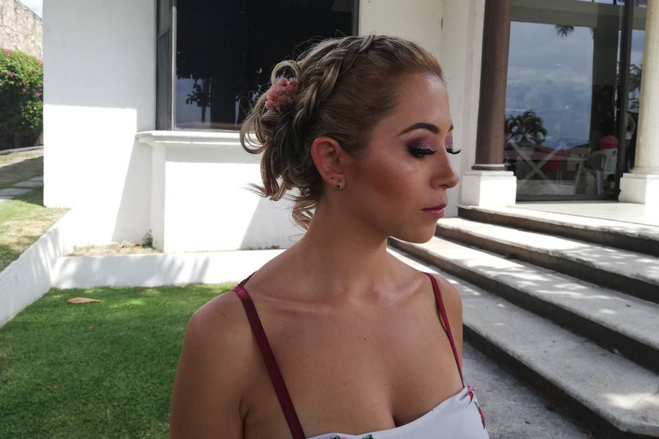 Peinado y maquillaje de novia