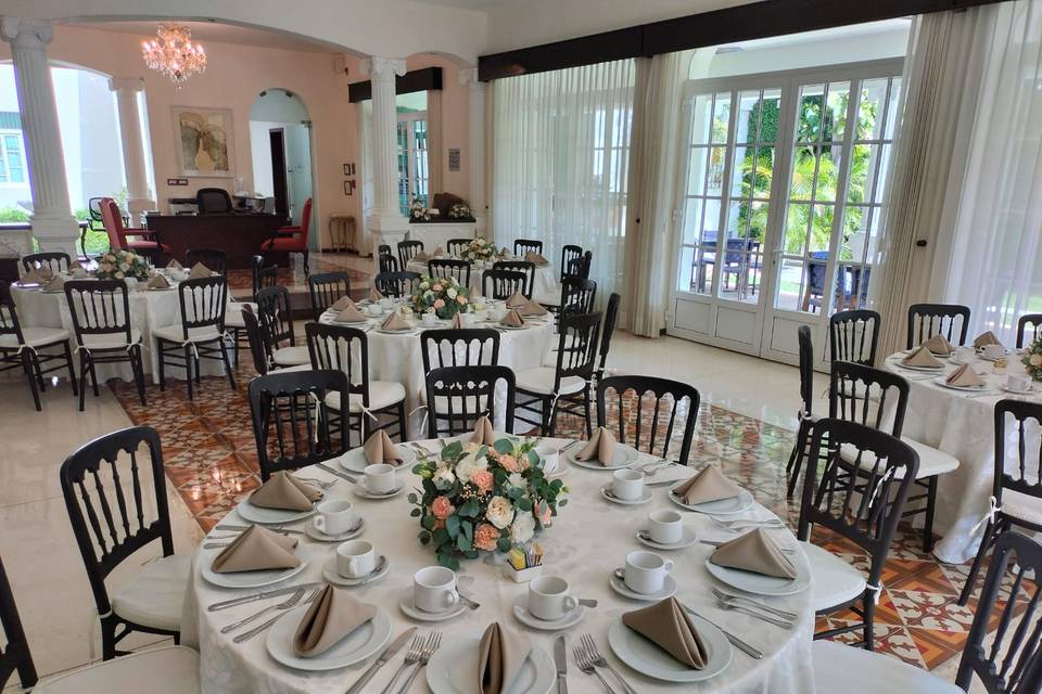 Montaje Salón Nai