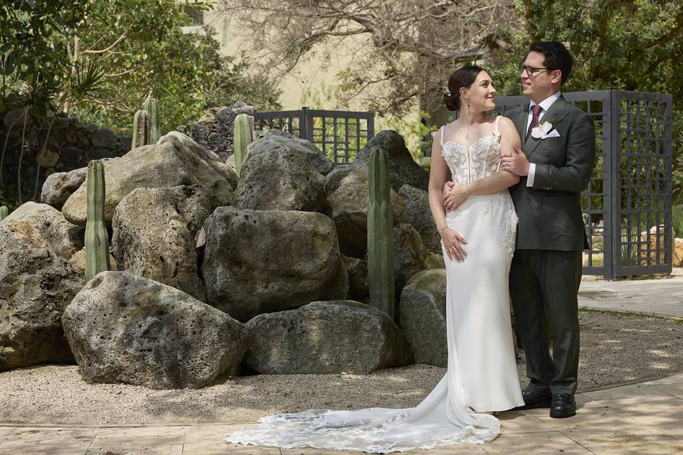 Fotos novios en Piedra Santa