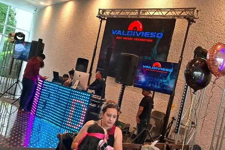 Armando Valdivieso DJ Eventos