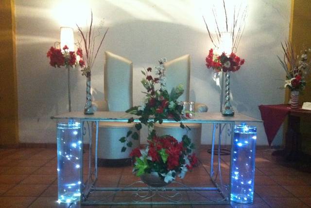 Mesa principal para novios