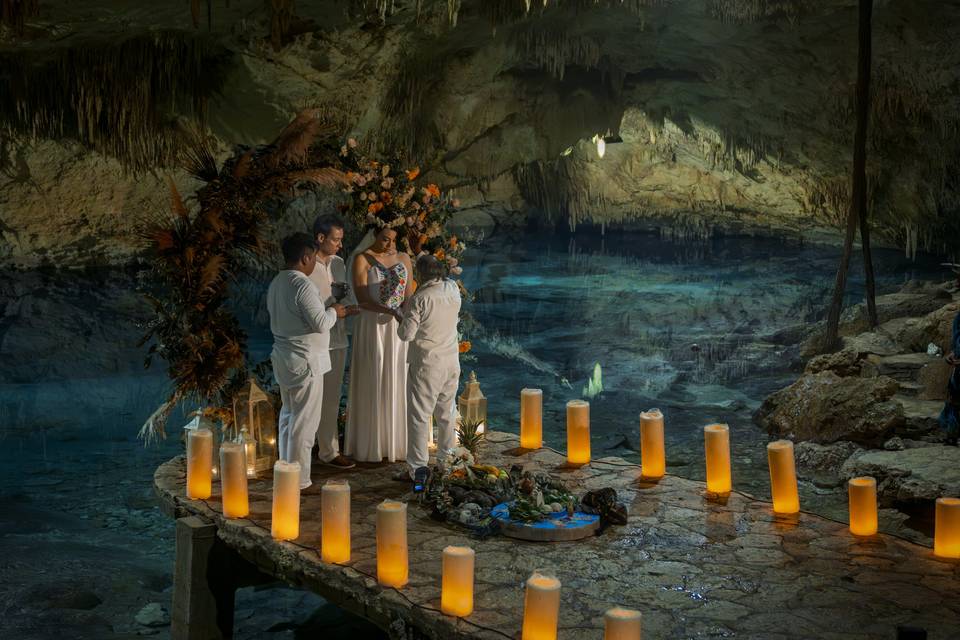 Cenote Taak Bi Ha