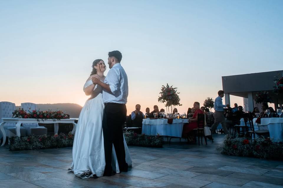 BODA TERRAZA ABIERTA