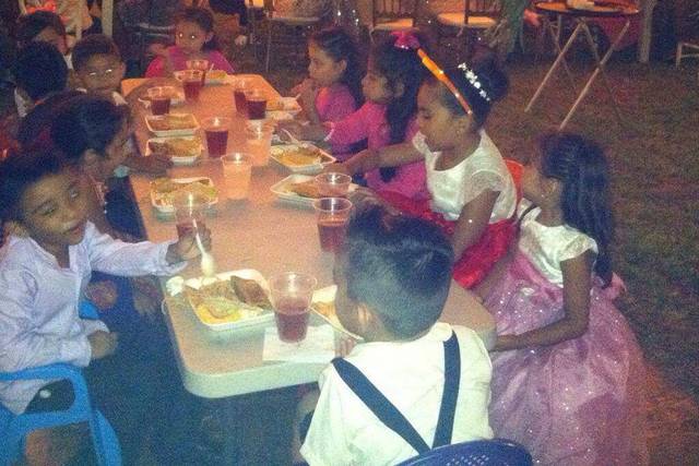 Apoyo con los alimentos