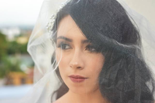 Lizbeth Uribe Makeup Artist
