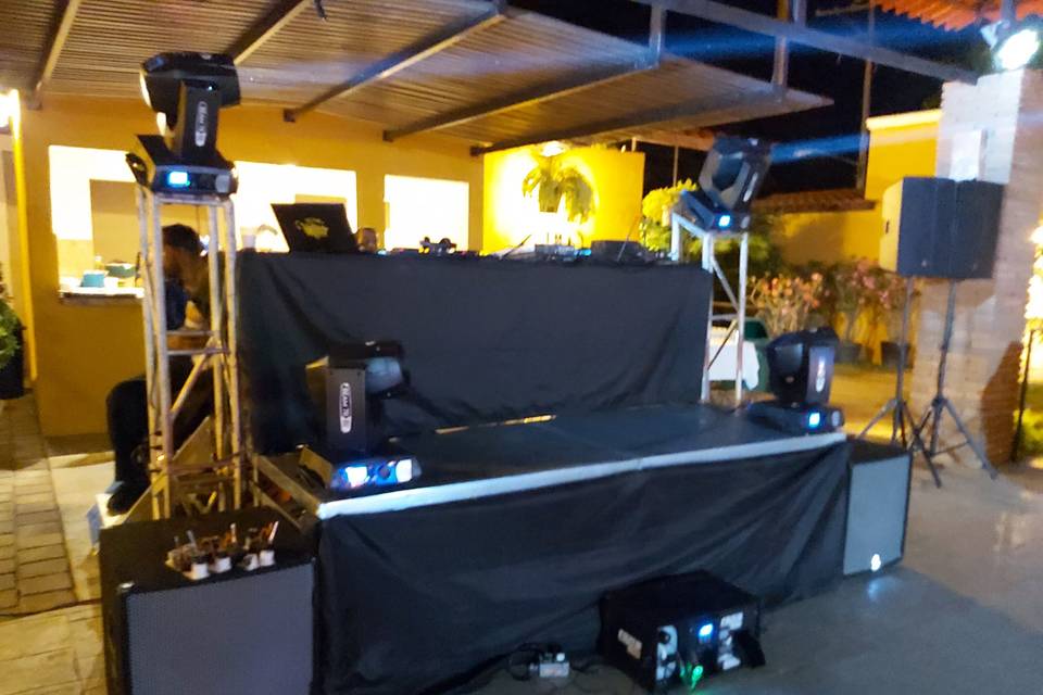 Cabina para dj en xv años