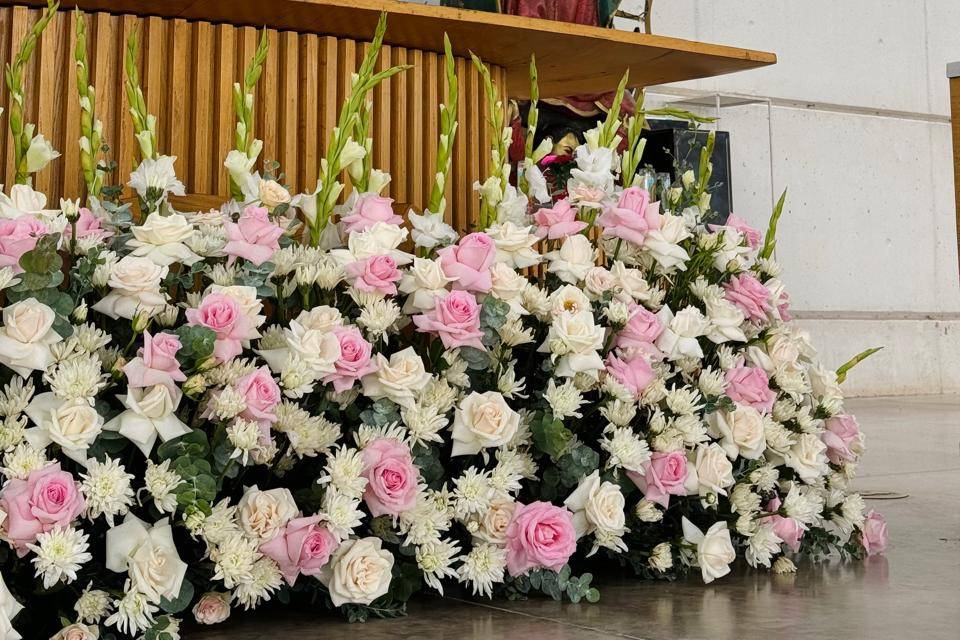 Pie de altar