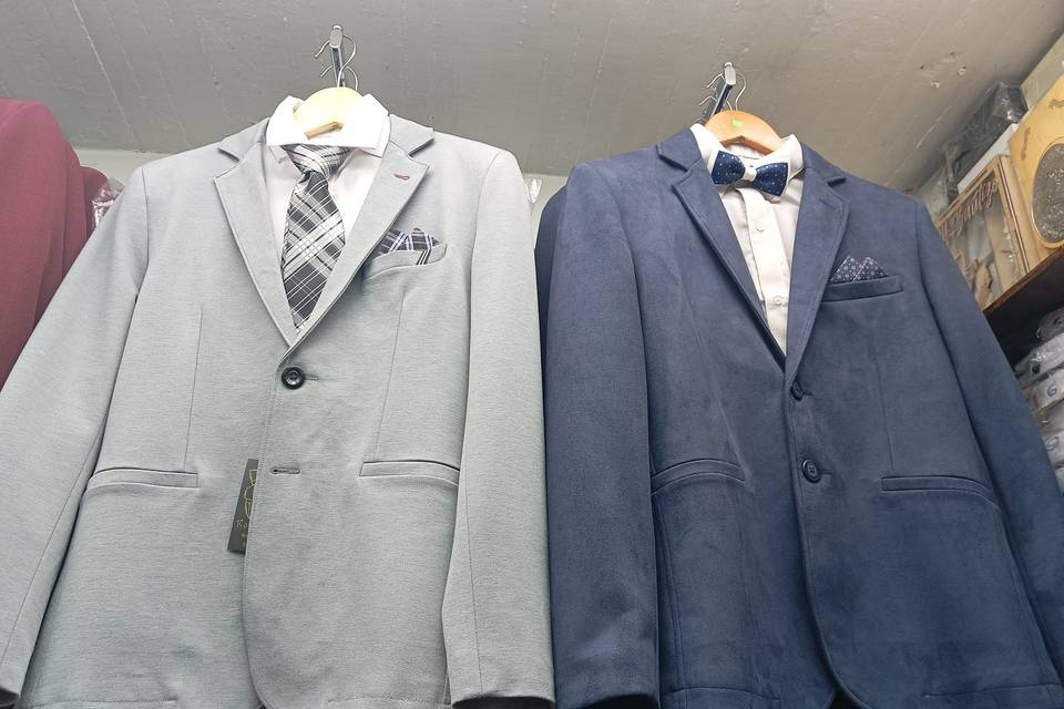 Traje azul y gris