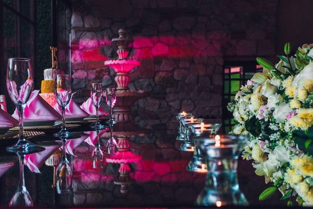 Mesa principal tonos rosa