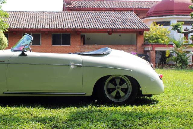 Auto clásico para boda