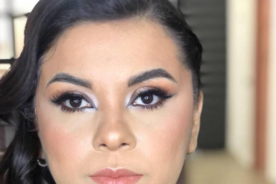 Maquillaje de día para mujer