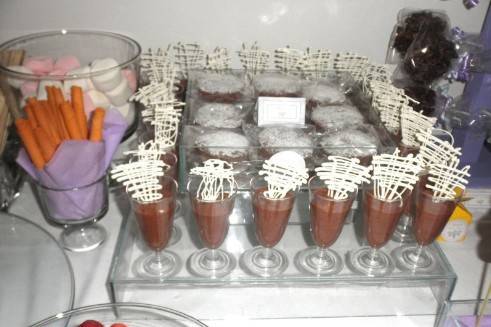 Copas de mousse de chocolate