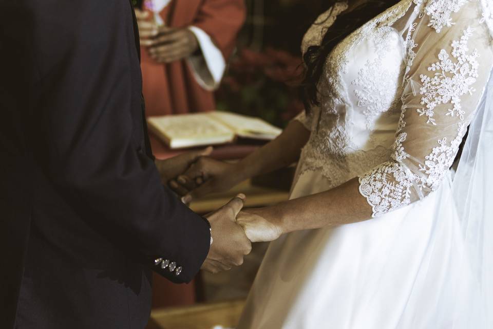 Bodas | Tomados de la mano