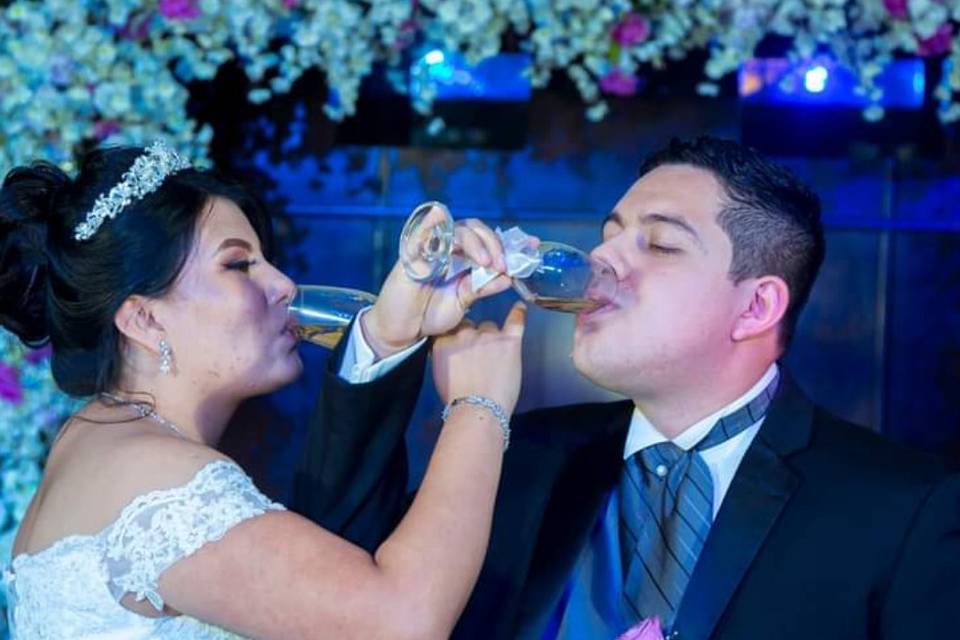 Brindis de novios