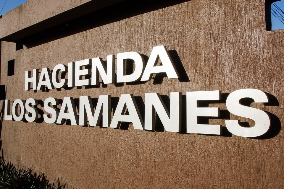 Hacienda Los Samanes