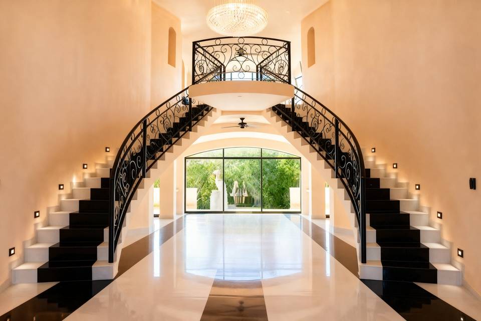 Escalera recibidor