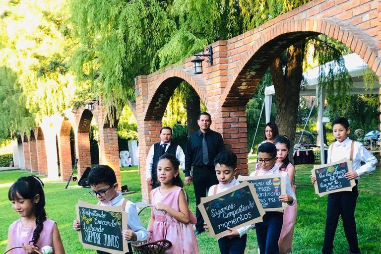 Los Portales Jardín de Eventos