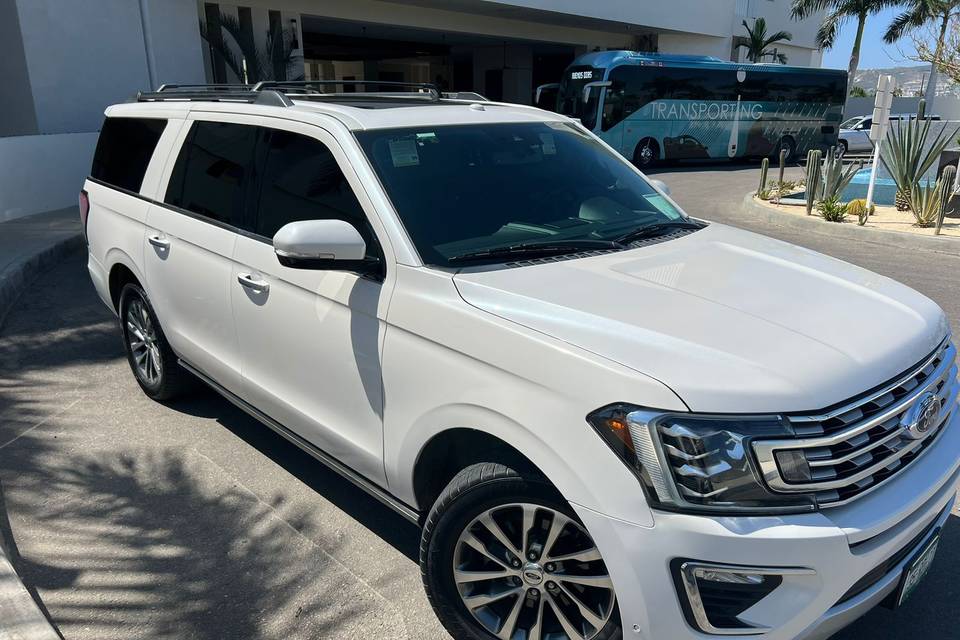 Cabo Airport Shuttle