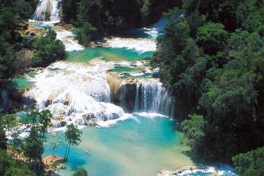 Cascadas de agua azul Chiapas