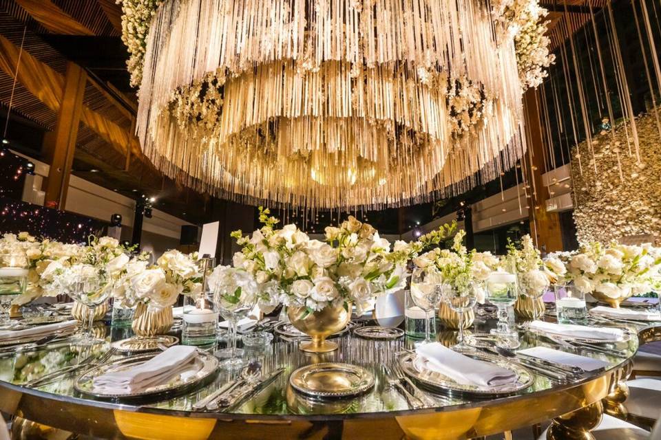 Salón 300 A 800 PERSONAS