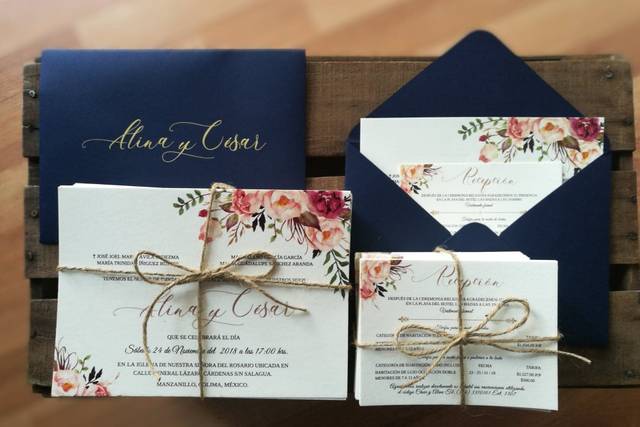 Sobre Navy Tarjeta Floral