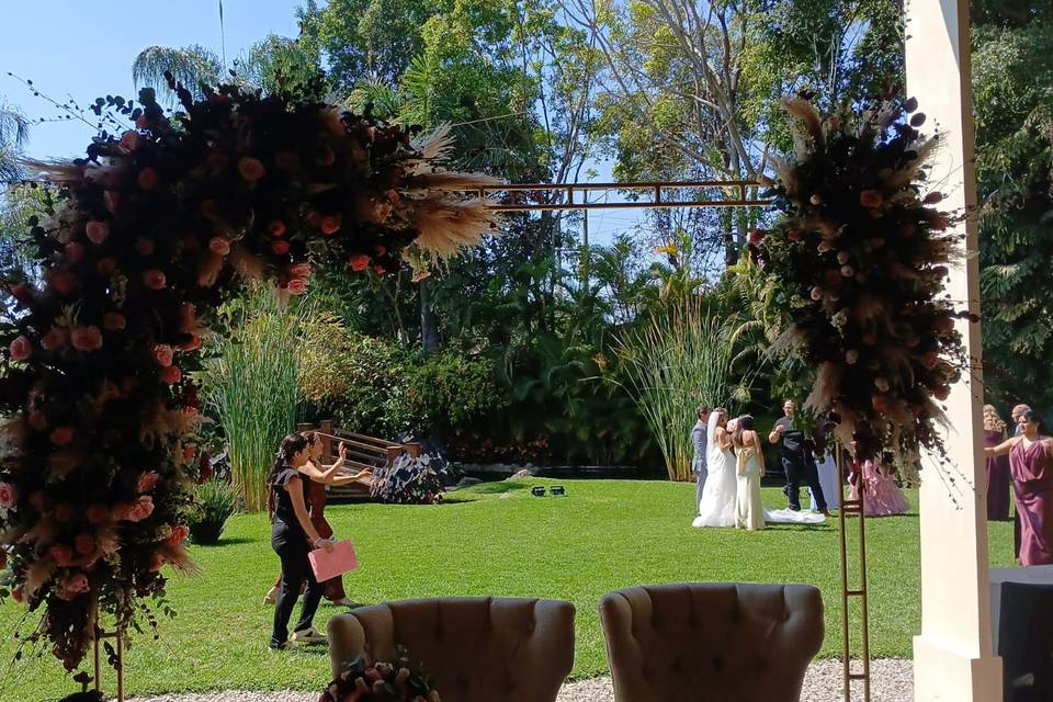 Arco floral para jardín