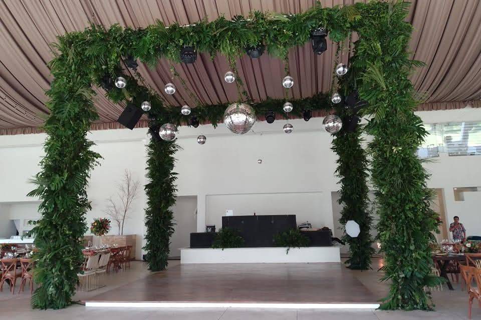 Box trauss decorado