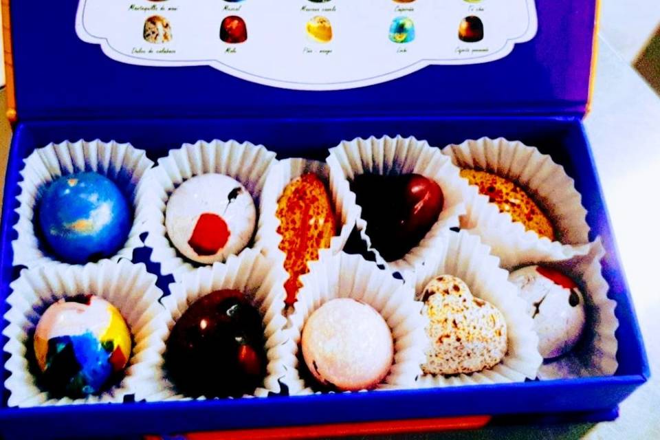 Caja 10 chocolates tapa magnét