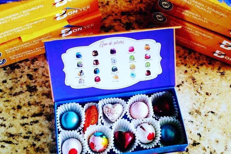 Caja 10 chocolates tapa magnét