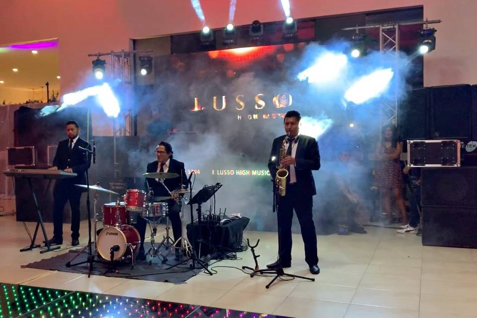 Lusso High Music