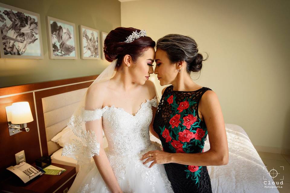 La novia y su mami