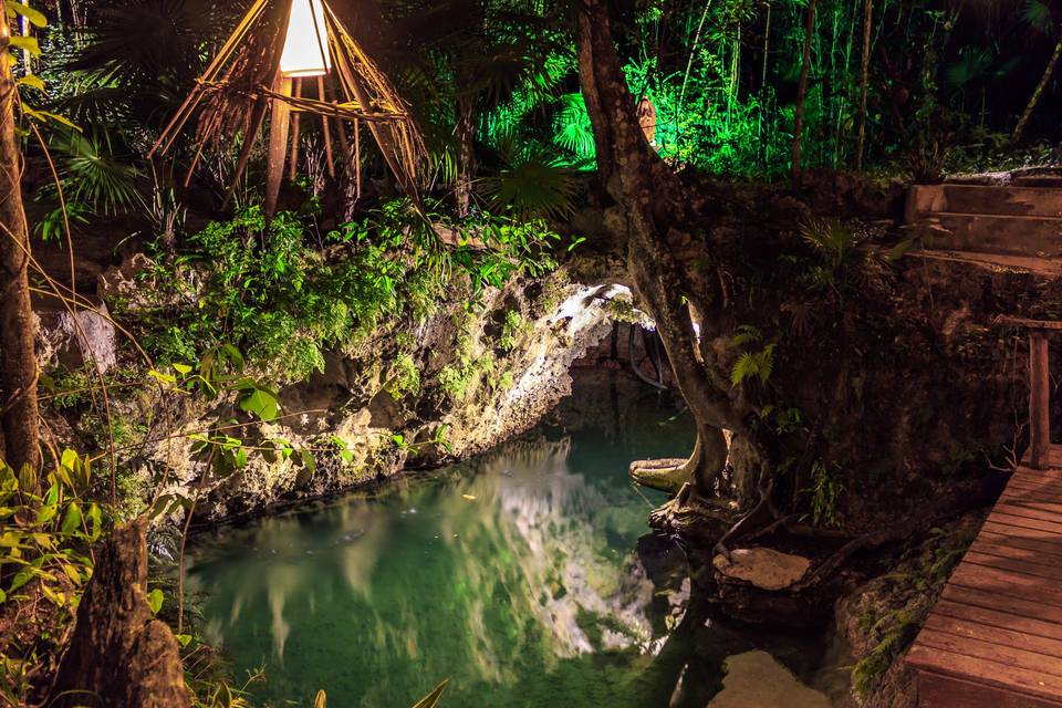 Cenote para ceremonias y celebraciones nupciales