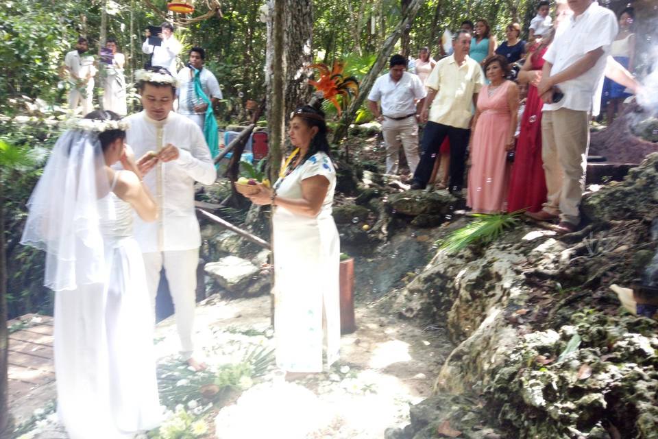 Cenote para ceremonias y celebraciones nupciales