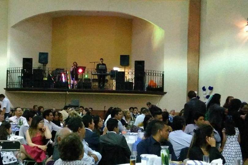 En evento