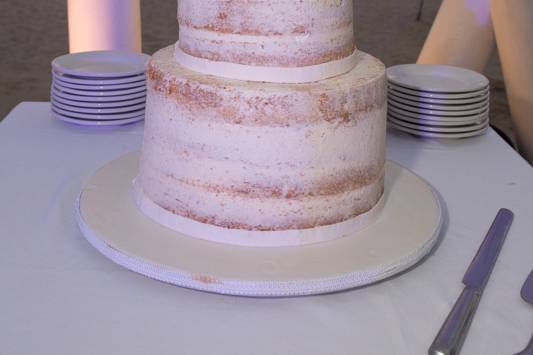 Naked cake